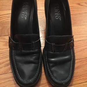 Franco Sarto navy heeled loafers size 8